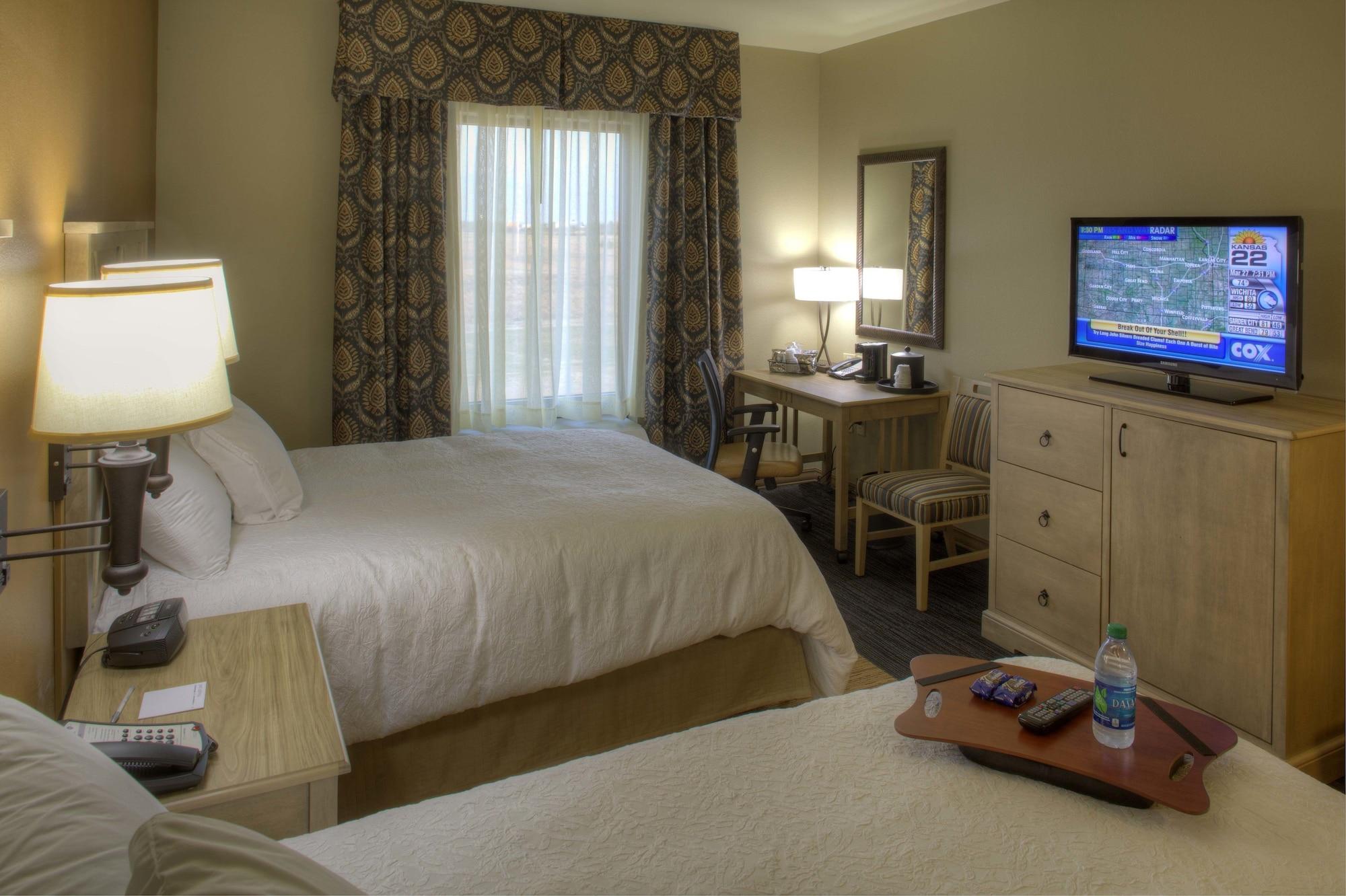 Hampton Inn & Suites Dodge City Boot Hill Casino מראה חיצוני תמונה