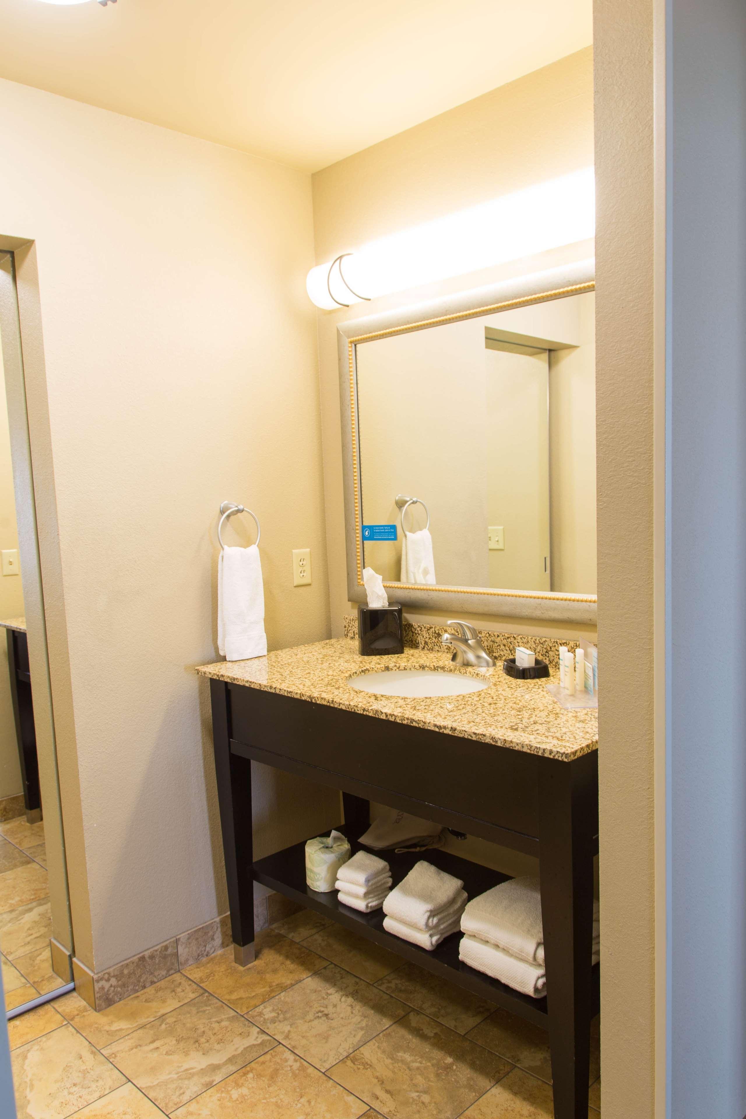 Hampton Inn & Suites Dodge City Boot Hill Casino מראה חיצוני תמונה