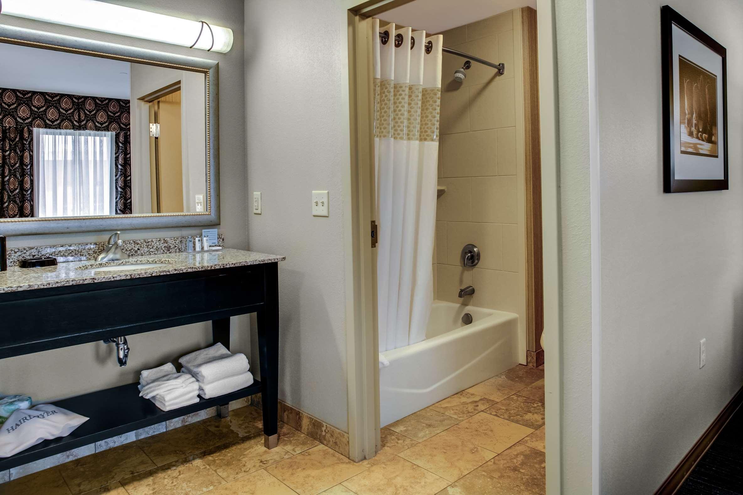 Hampton Inn & Suites Dodge City Boot Hill Casino מראה חיצוני תמונה