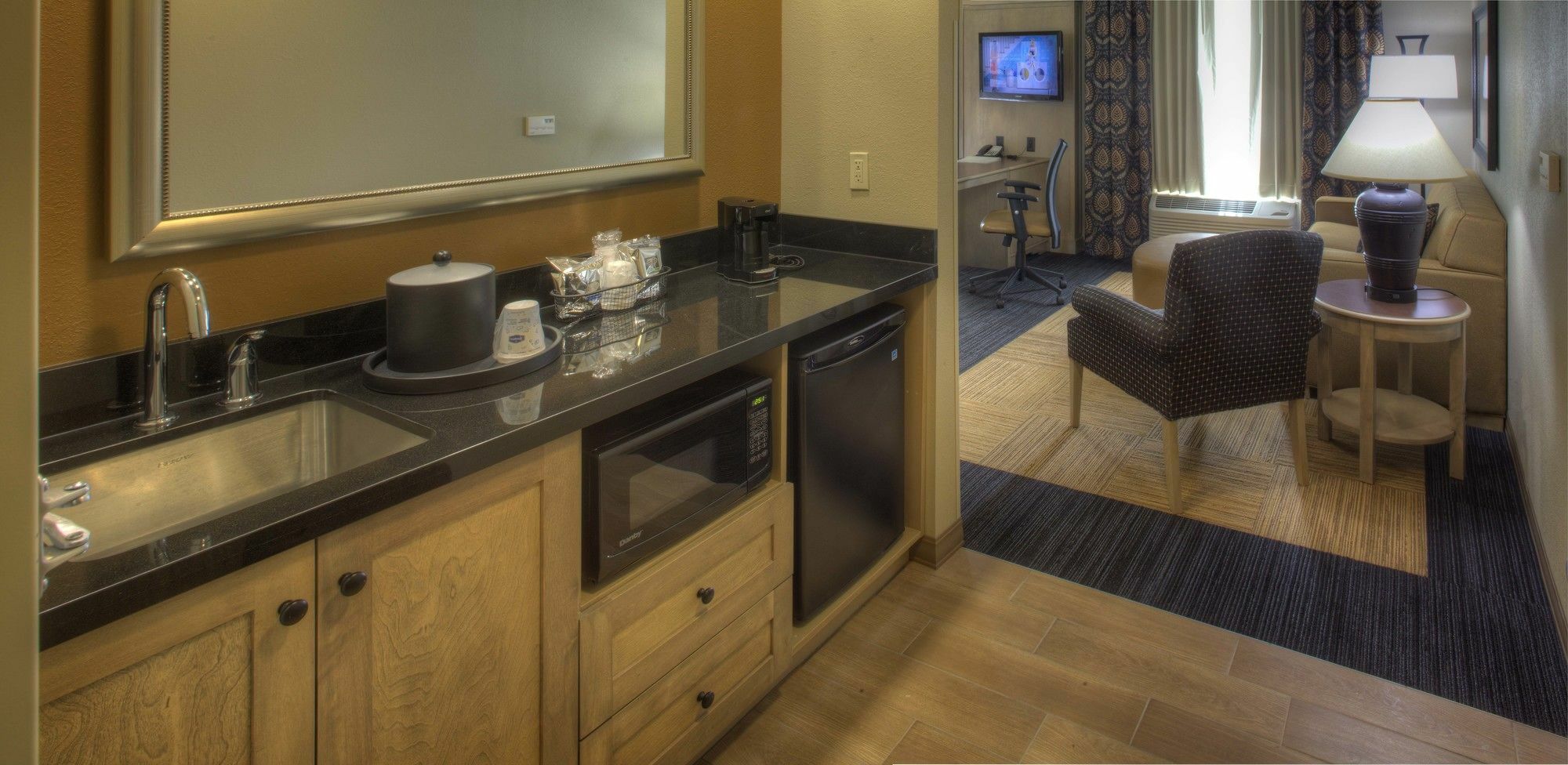 Hampton Inn & Suites Dodge City Boot Hill Casino מראה חיצוני תמונה